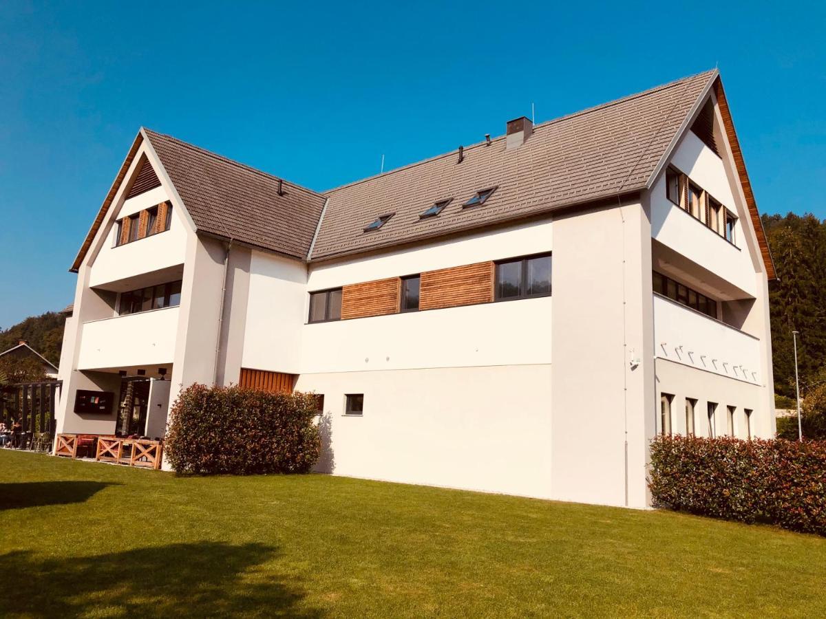 Na Vasi Restavracija In Prenocisca Hotel Škofja Loka Exterior foto