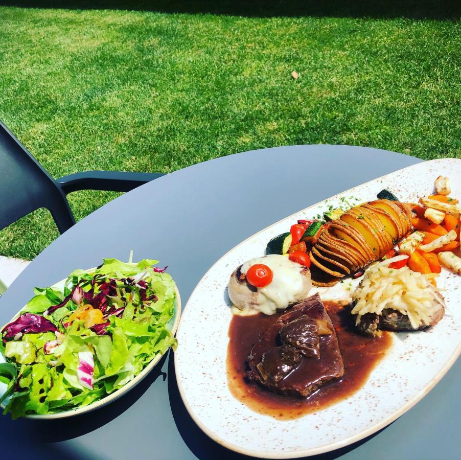 Na Vasi Restavracija In Prenocisca Hotel Škofja Loka Exterior foto