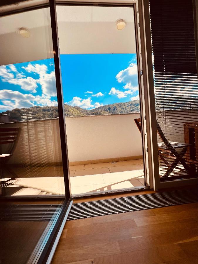 Na Vasi Restavracija In Prenocisca Hotel Škofja Loka Exterior foto