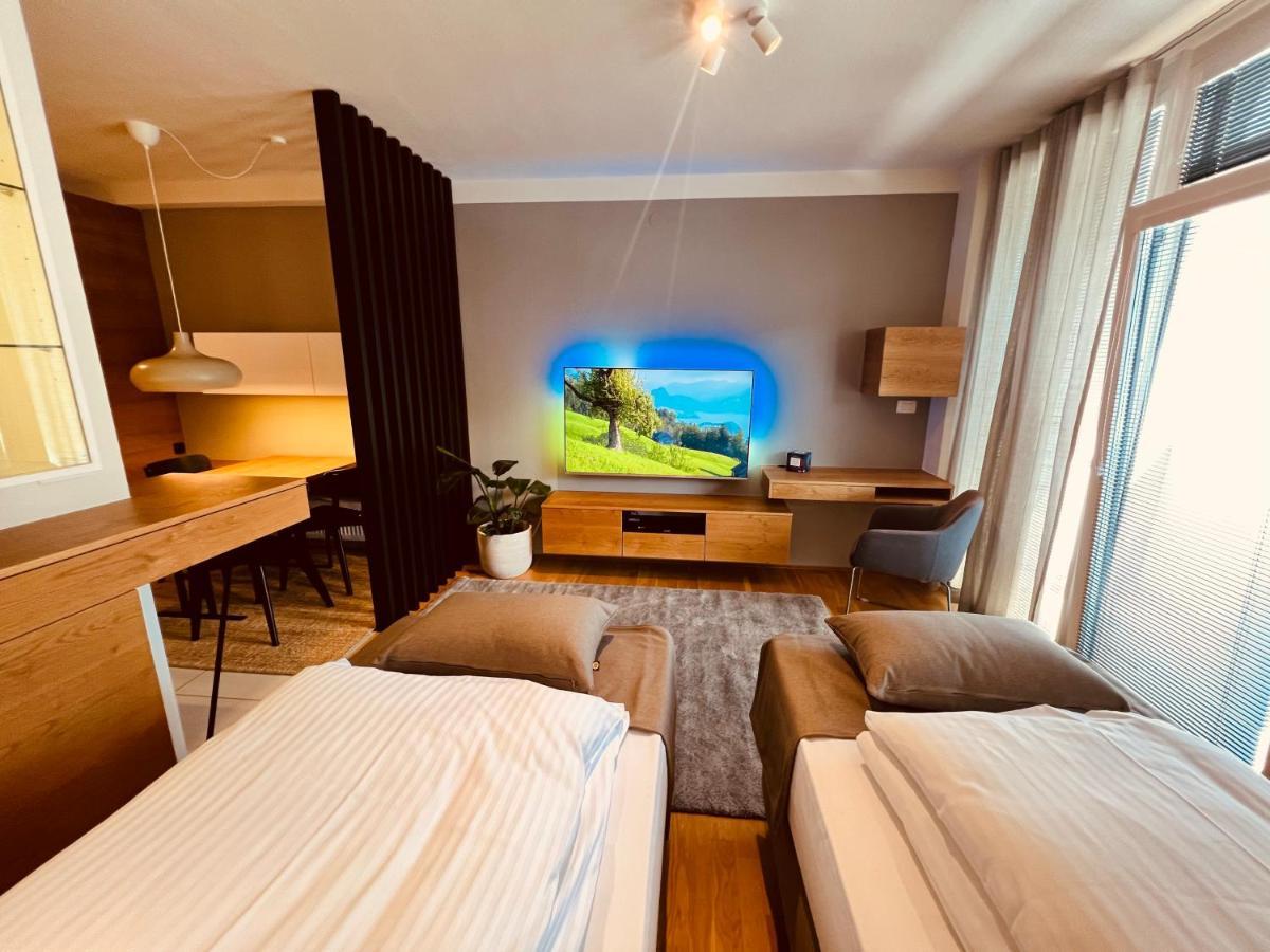 Na Vasi Restavracija In Prenocisca Hotel Škofja Loka Exterior foto
